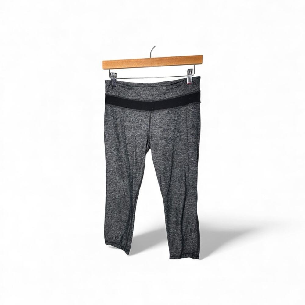 Lululemon Charcoal Gray Mid Rise Cropped Leggings 6